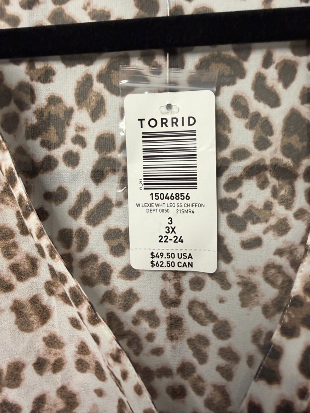 Torrid NWT Beige and Brown Leopard Print Button-Front Tunic 3X - Picture 3 of 3